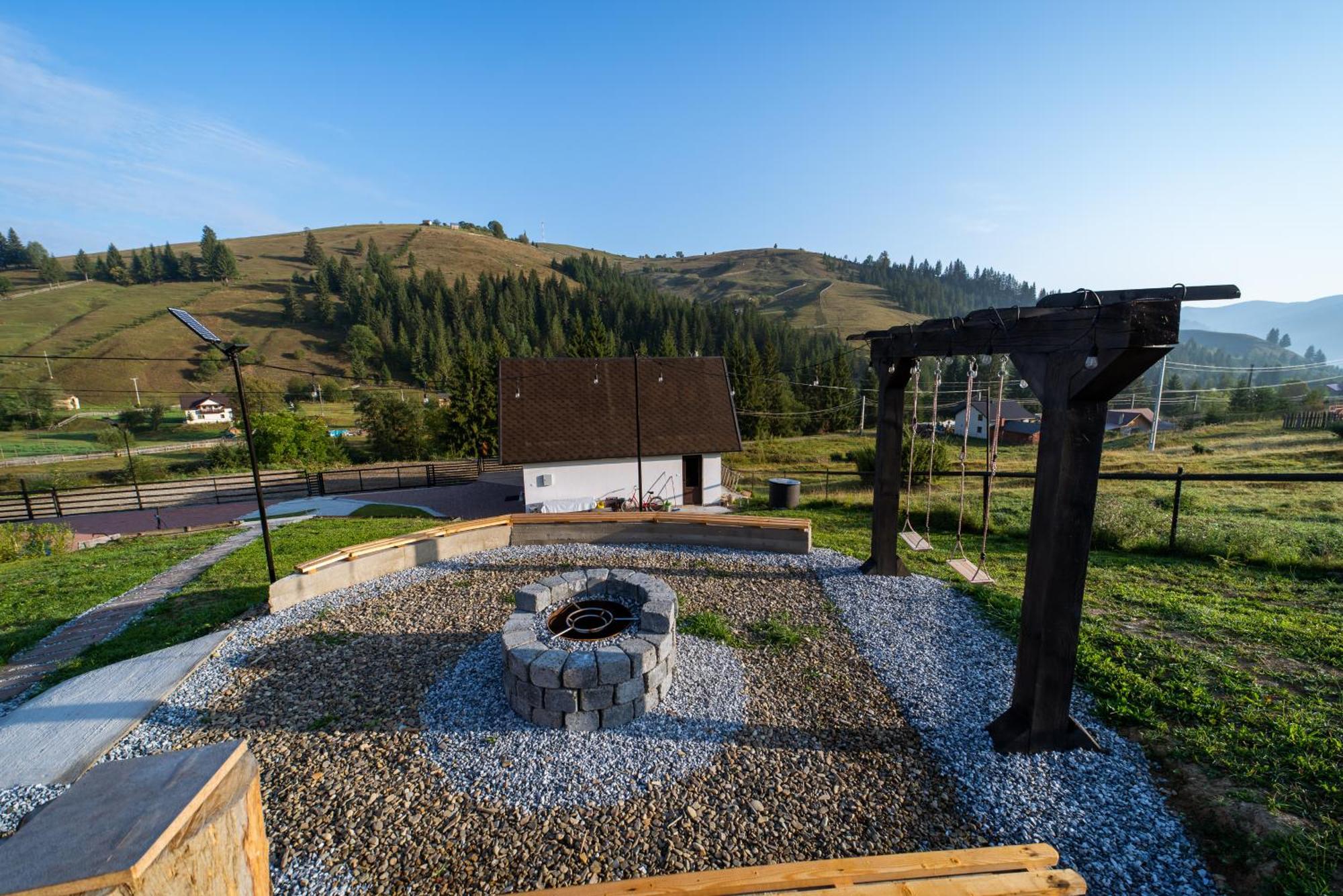 A Pisc Hotel Vatra Moldovitei Luaran gambar