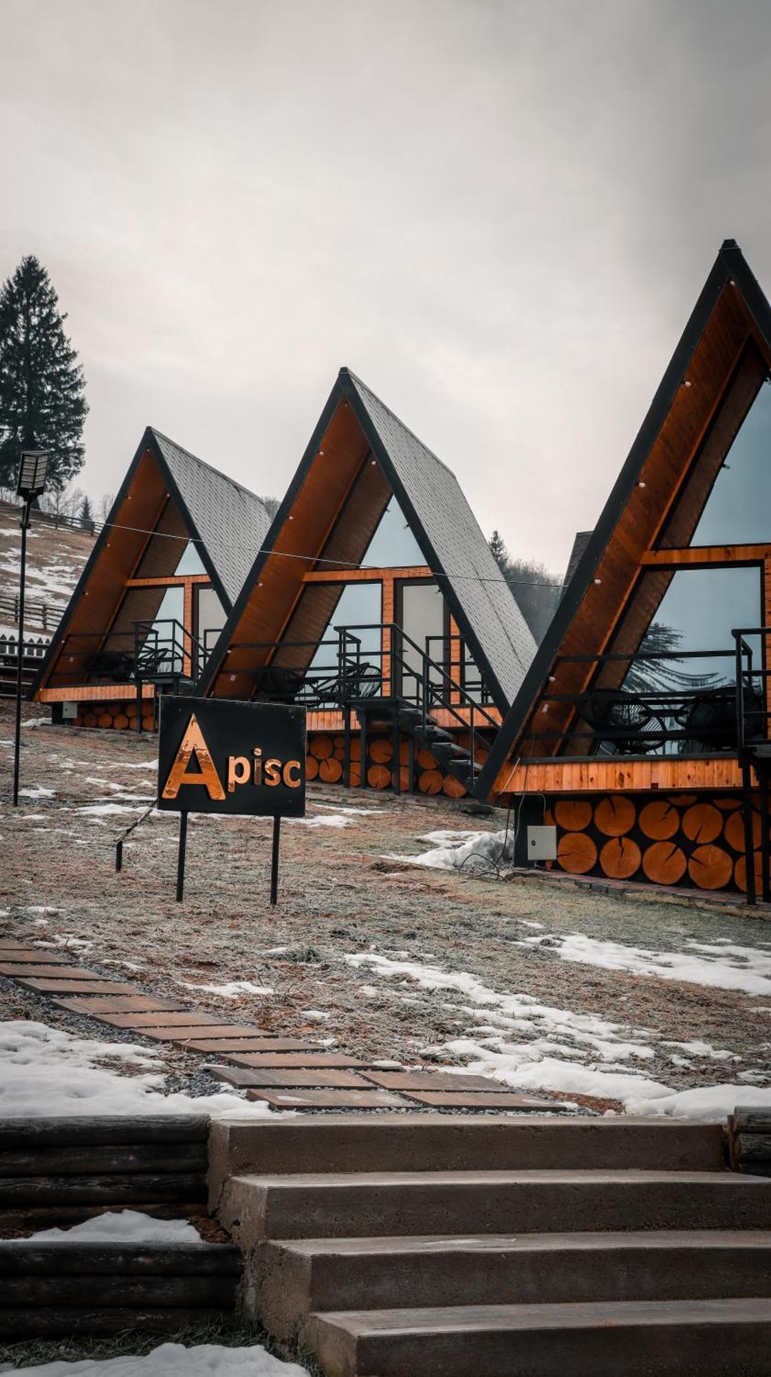 A Pisc Hotel Vatra Moldovitei Luaran gambar
